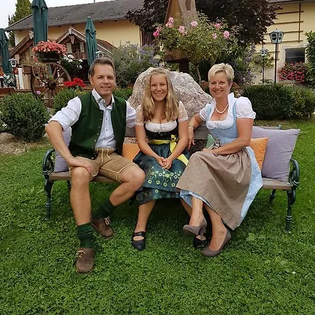 酒店 菲林茵维尔特尔酒店